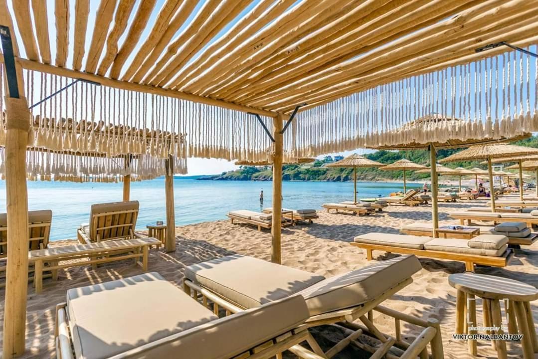 July'S Island Deluxe Apartment Chernomorets Bagian luar foto