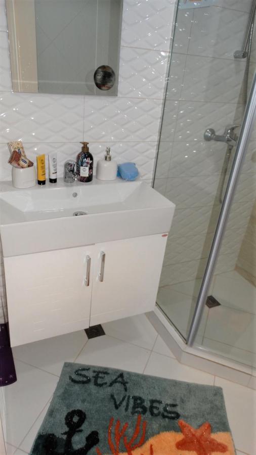 July'S Island Deluxe Apartment Chernomorets Bagian luar foto
