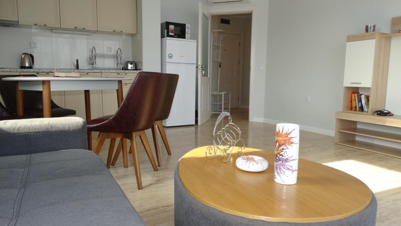 July'S Island Deluxe Apartment Chernomorets Bagian luar foto