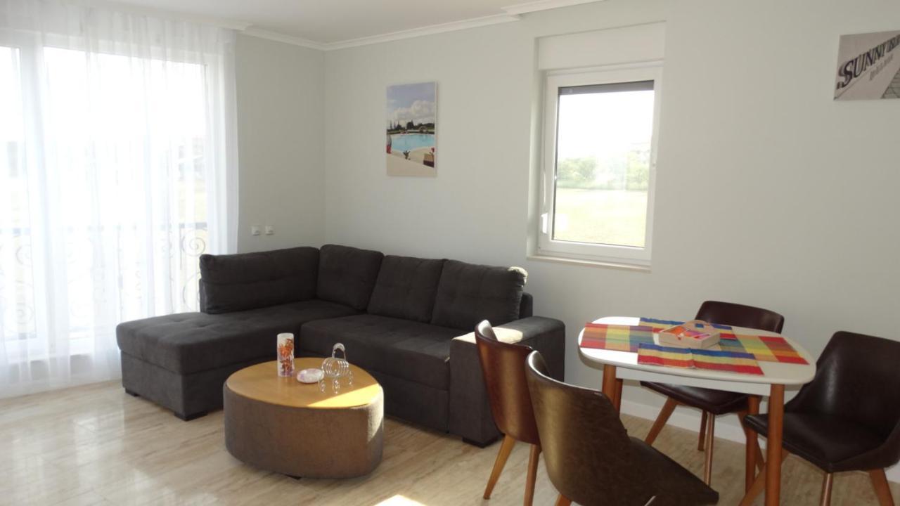 July'S Island Deluxe Apartment Chernomorets Bagian luar foto