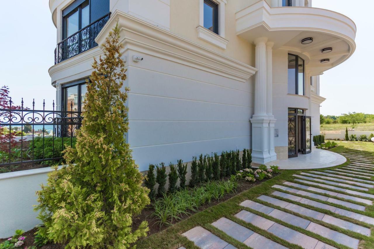 July'S Island Deluxe Apartment Chernomorets Bagian luar foto