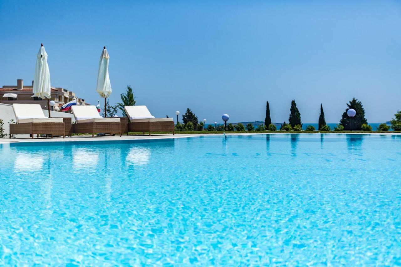 July'S Island Deluxe Apartment Chernomorets Bagian luar foto